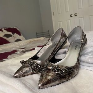 J. Reneé 2-inch Silver & Black Faux Snake Pattern Heels